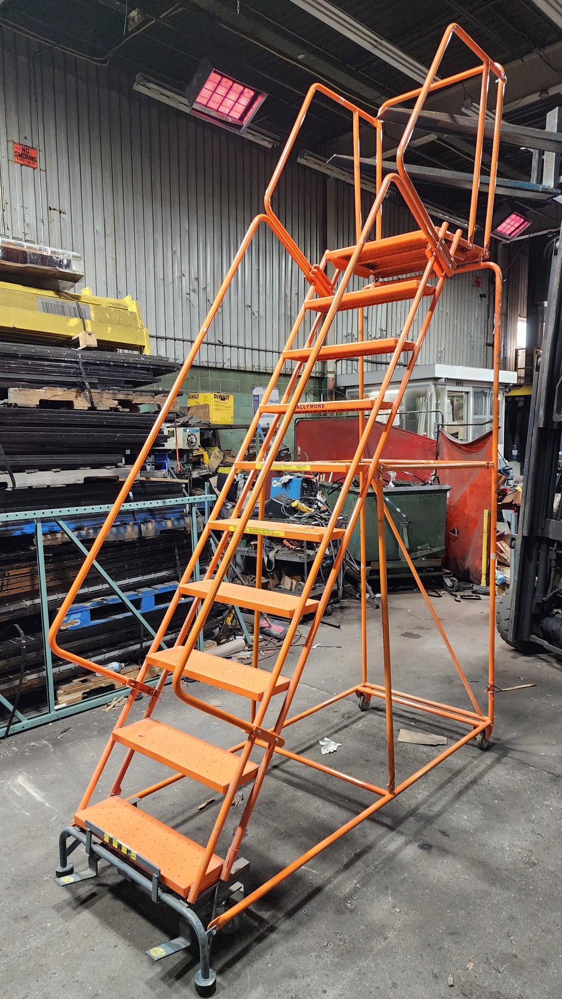 Rolling Ladders