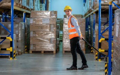 Choosing the Right Pallet Racking: Teardrop vs. Pallet Flow