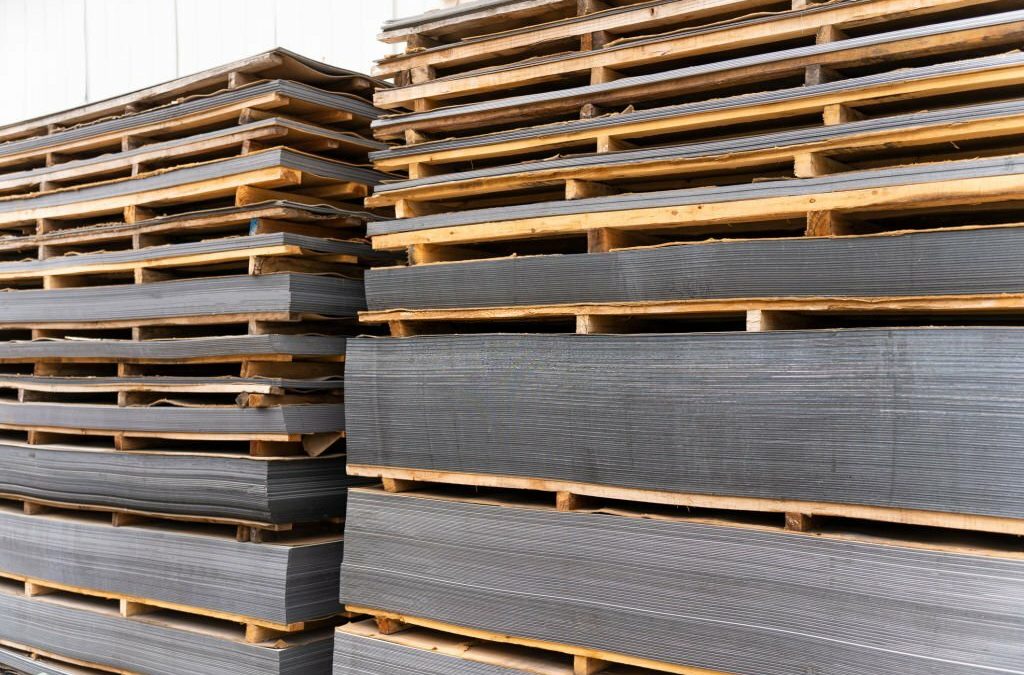 DIY Cantilever Lumber Rack: Organize Your Woodworking Space